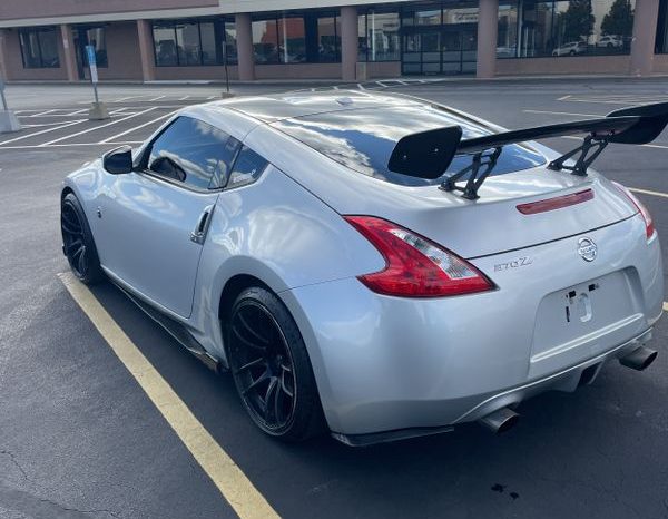 
								2009 NISSAN 370Z full									
