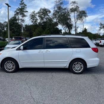 2007 TOYOTA SIENNA XLE