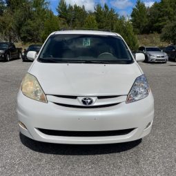 
										2007 TOYOTA SIENNA XLE full									