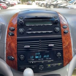 
										2007 TOYOTA SIENNA XLE full									