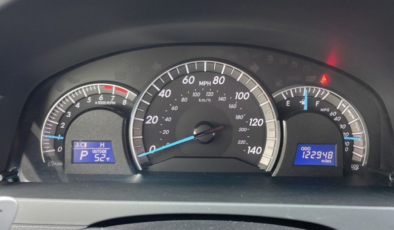 
								2012 TOYOTA CAMRY V6 full									