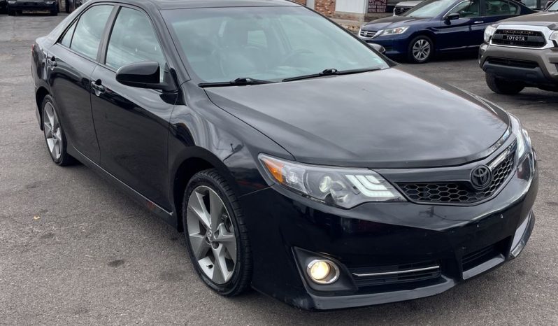 
								2012 TOYOTA CAMRY V6 full									
