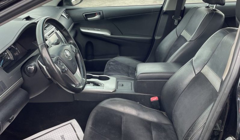 
								2012 TOYOTA CAMRY V6 full									