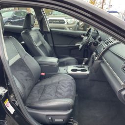 
										2012 TOYOTA CAMRY V6 full									